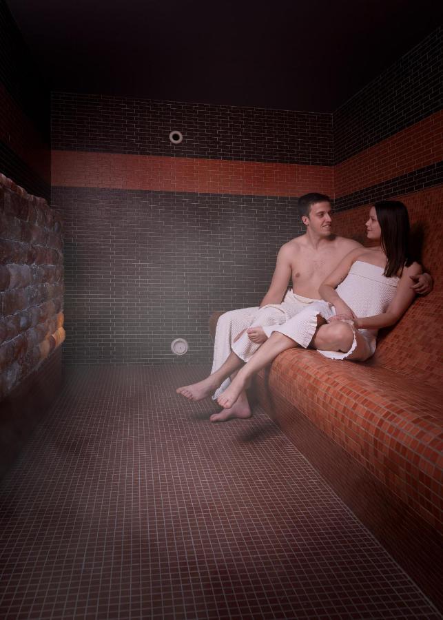 Grand Hotel BELLEVUE Hočko Pohorje Buitenkant foto